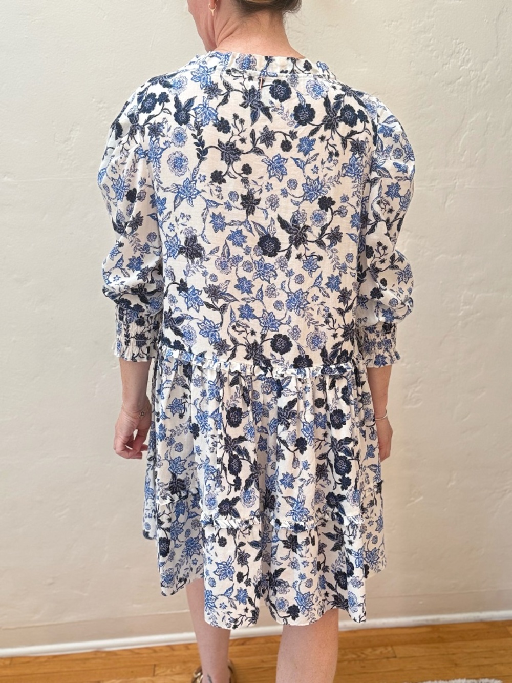 MISA Los Angeles Maya Tunic Dress Floral Ruffle Menara Petals Blue/White - Picture 8 of 8